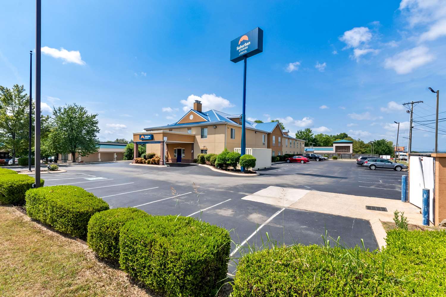 Suburban Studios Chattanooga Northeast - Ooltewah 22/29