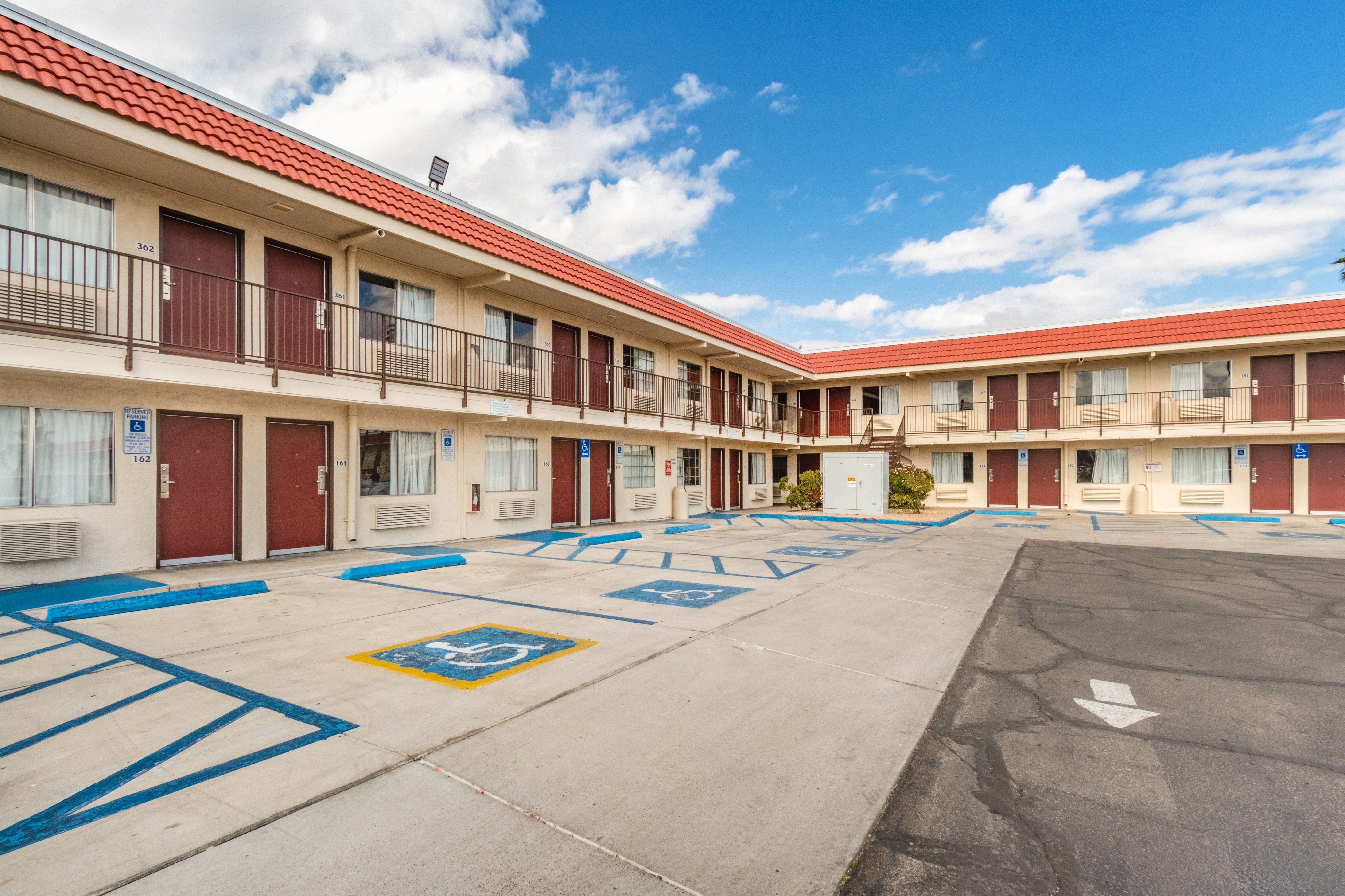 Red Roof Inn Phoenix Midtown 13/15