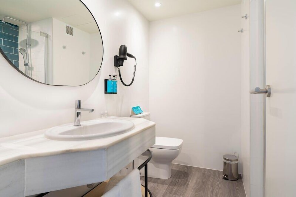 Room, King Bed, Sea Front، AluaSoul Palma Hotel - Adults only 4/4