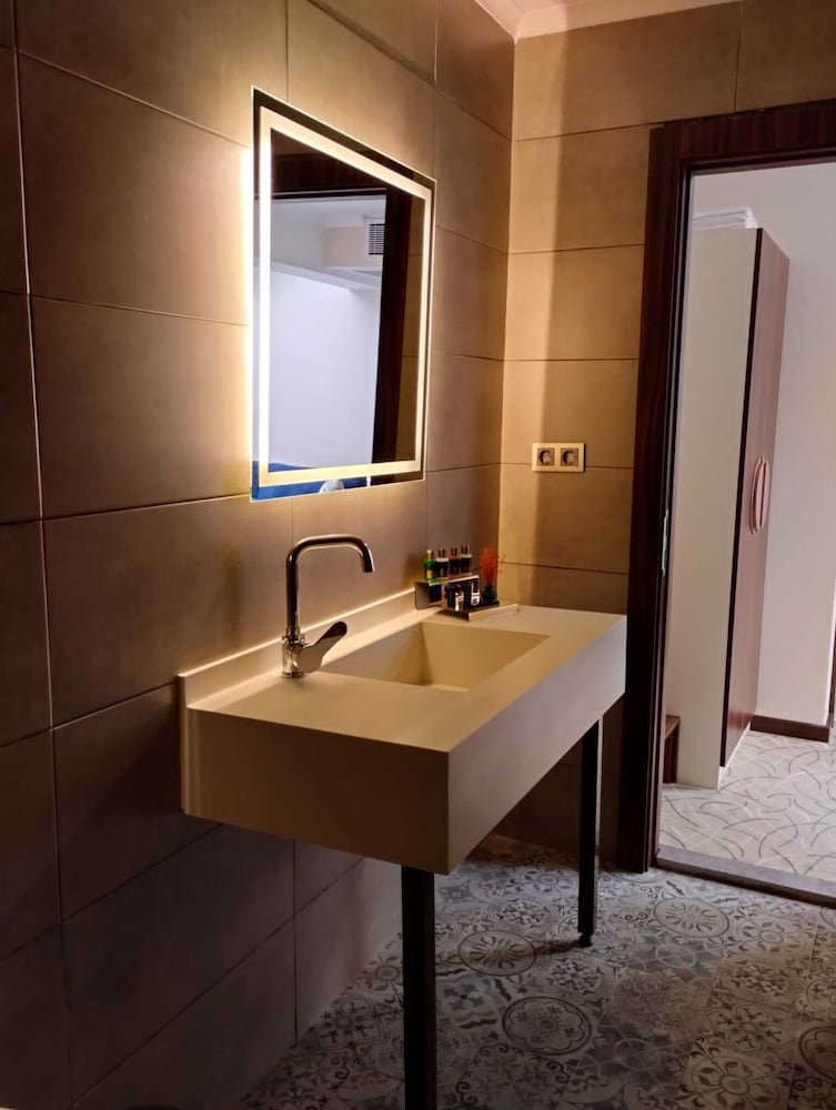 Ankara Lxry Park Hotel 20/20