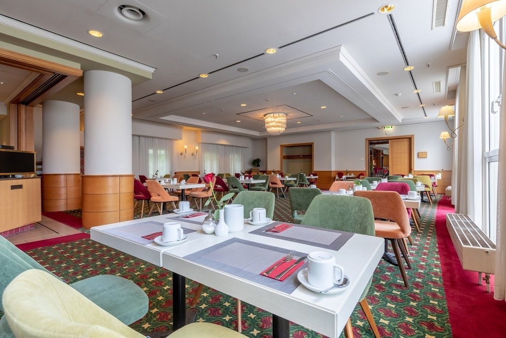 Trip Inn Frankfurt Nordwestzentrum 44/53