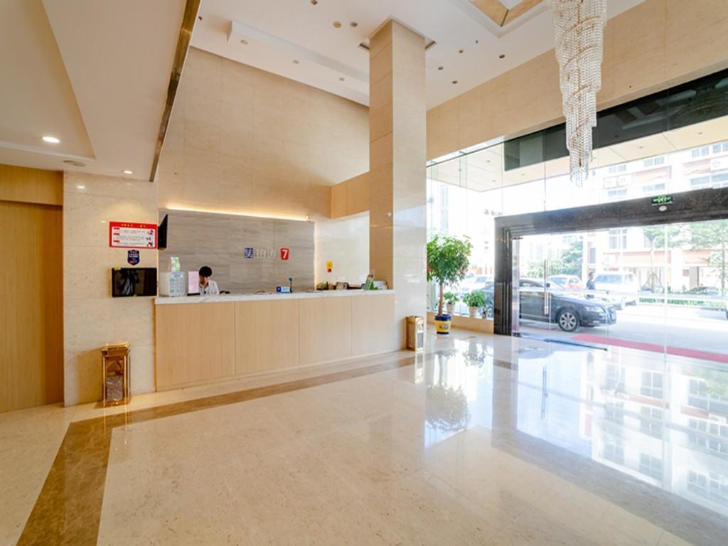 7 Days Premium Xiamen Airport 20/50