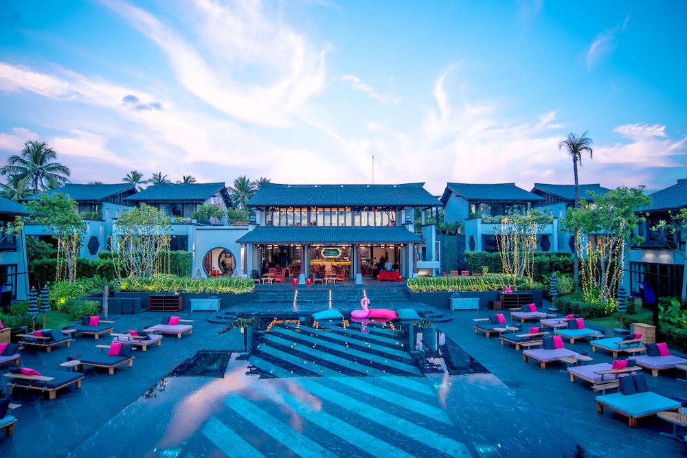 Baba Beach Club Phuket Natai Luxury Pool Villa Hotel by Sri panwa 42/50