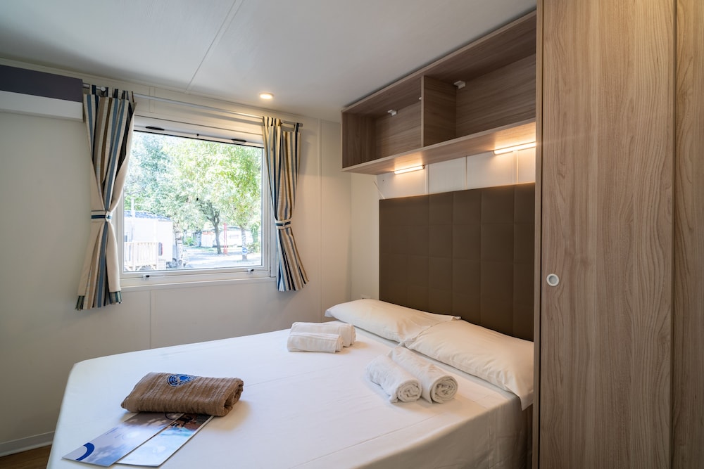 Club Del Sole Marina Julia Family Collection 18/57