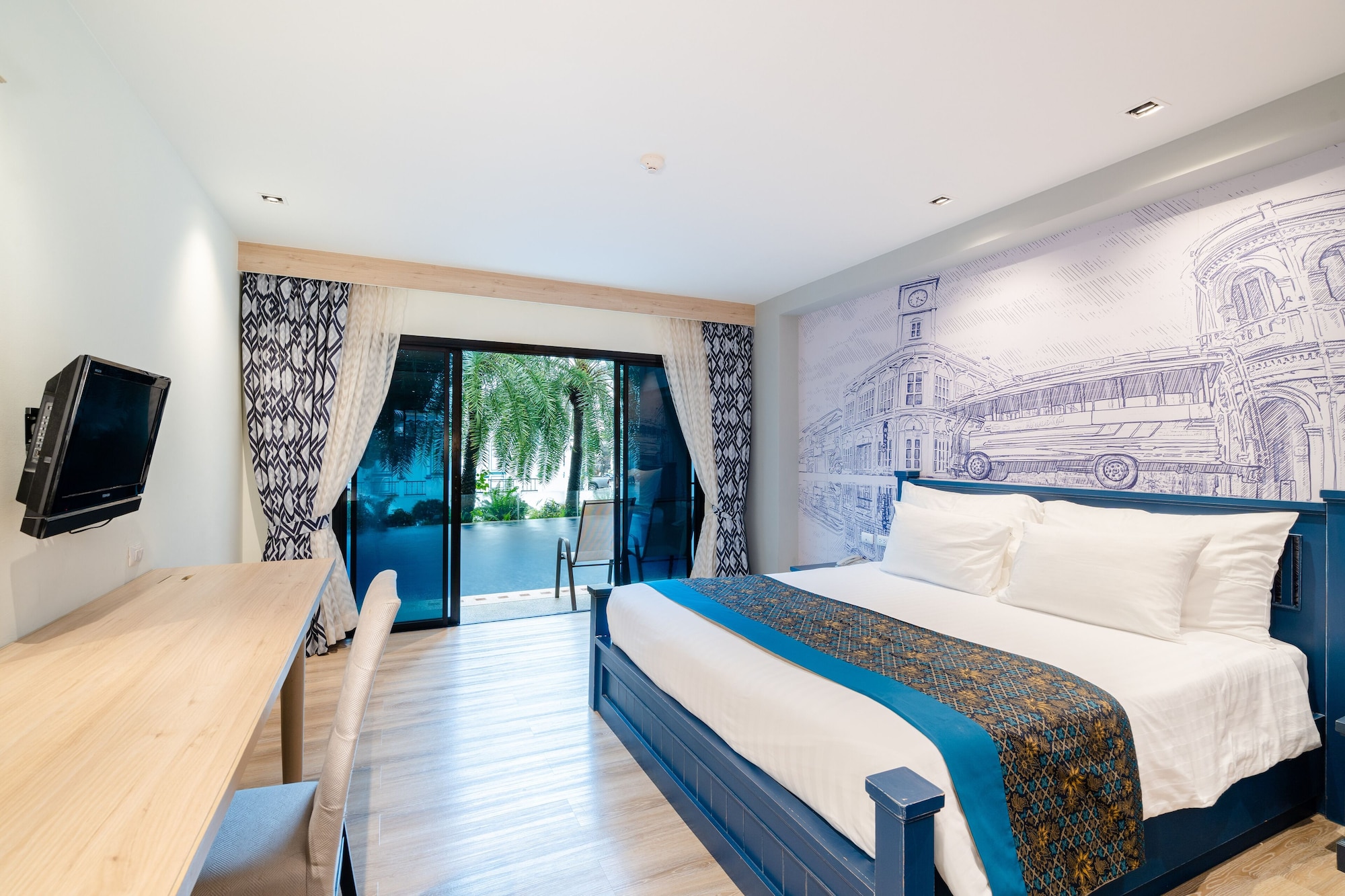 Boutique, Deluxe, Double Bed, Pool Access