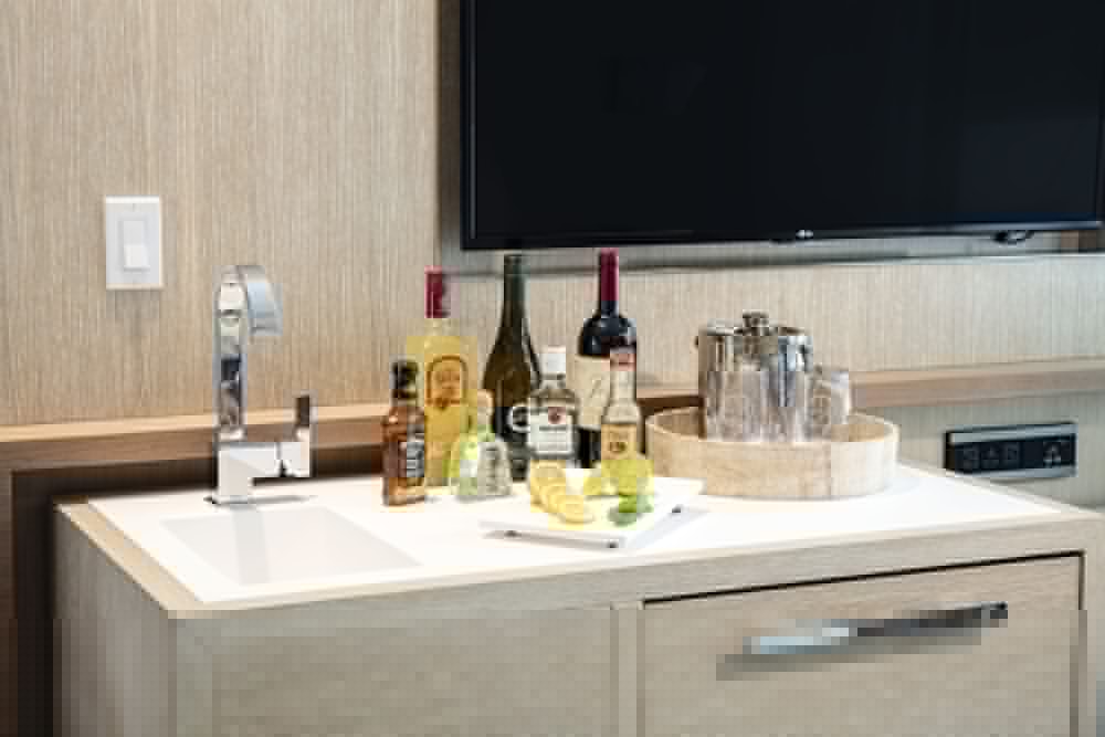 H2o Suites Hotel 50/58