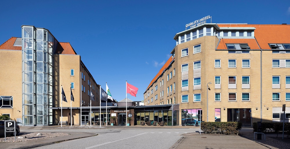 Quality Hotel The Reef 62/68