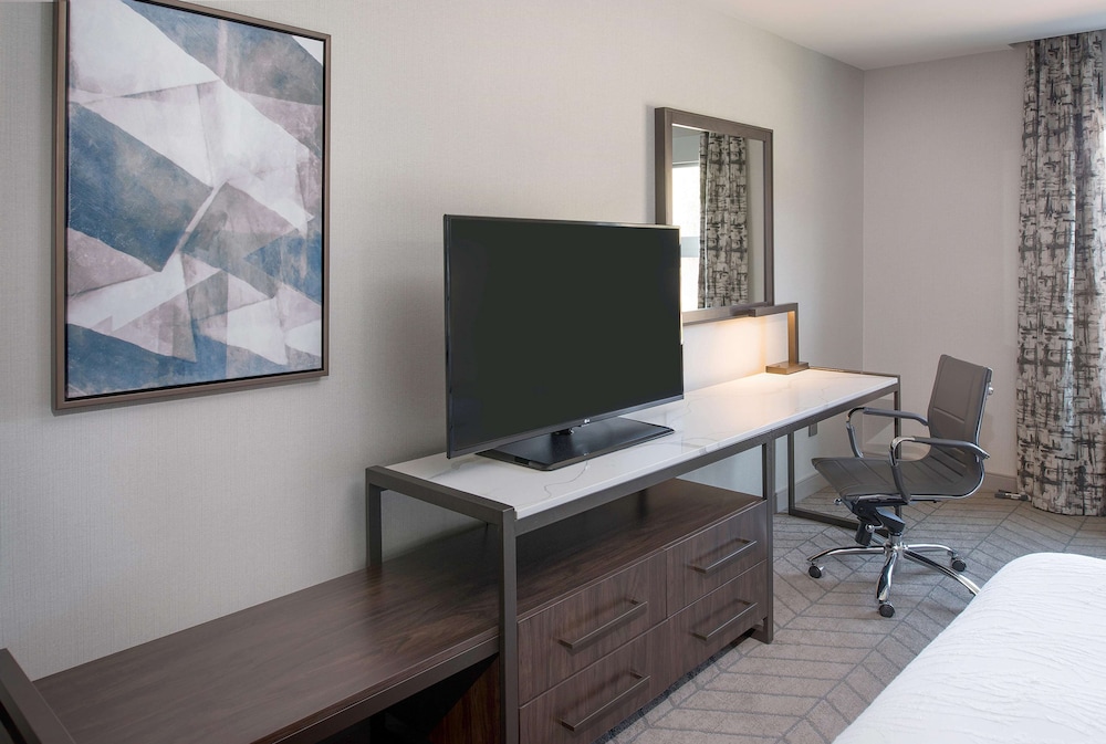 Hilton Garden Inn Hanover Lebanon 59/74