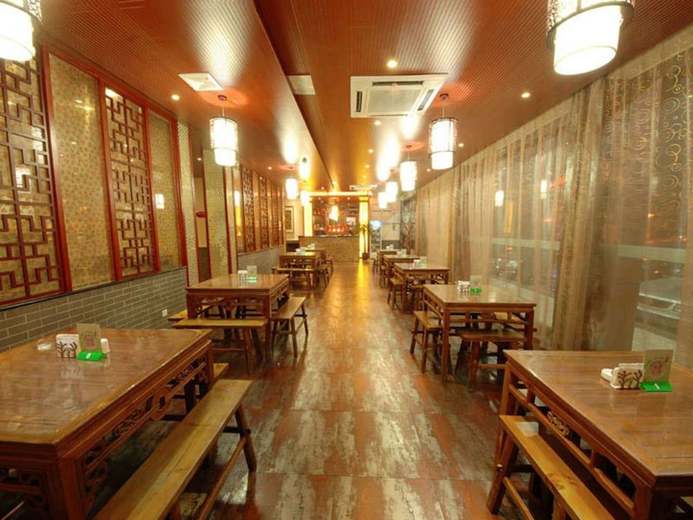 Greentree Inn Jiangsu Taizhou Jingjiang Bus Station Express Hotel 29/41
