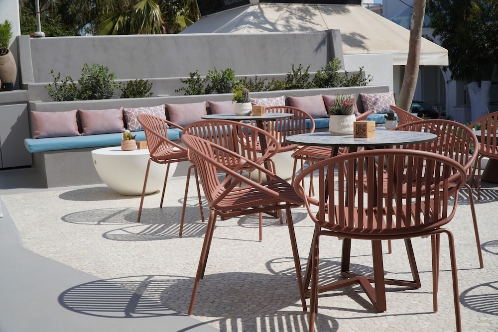 Hotel Santorini 50/55