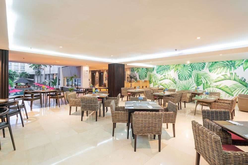 b Hotel Bali & Spa 52/73
