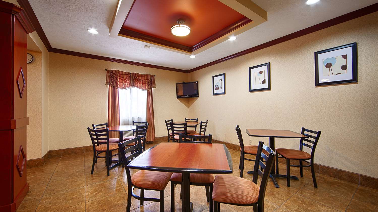 Days Inn by Wyndham Lincoln, IL 22/28