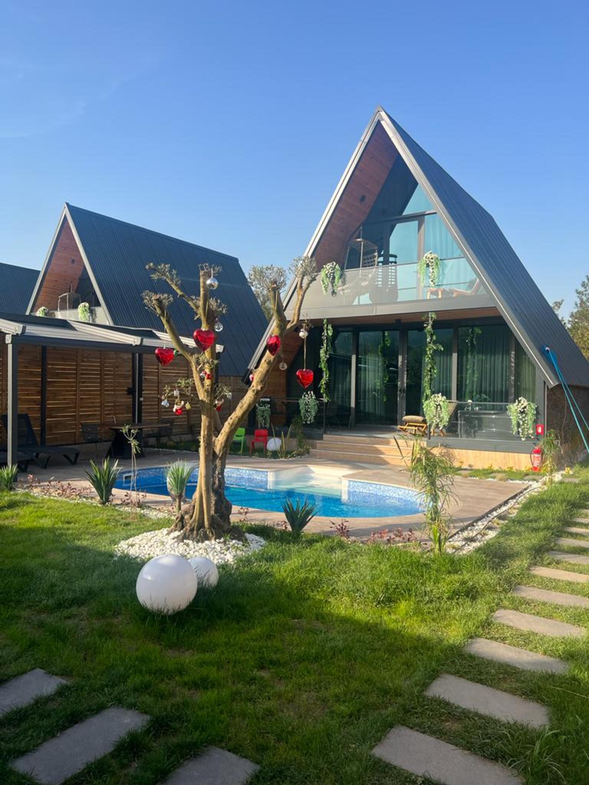 7. Sense Nature Resort 41/45