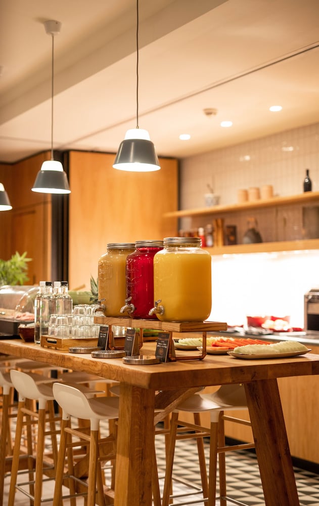 Holiday Inn London - Whitechapel by IHG 58/82