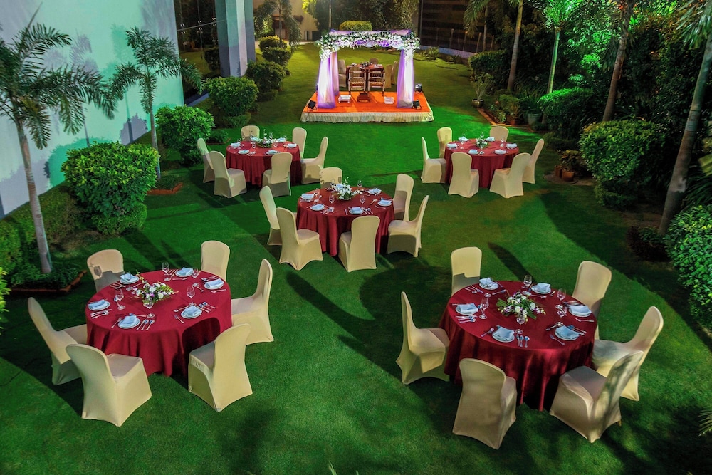 Courtyard By Marriott Ahmedabad 75/78