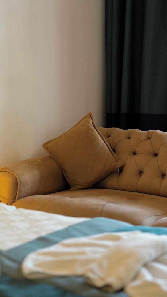 ROOM, DOUBLE BED, GARDEN VIEW