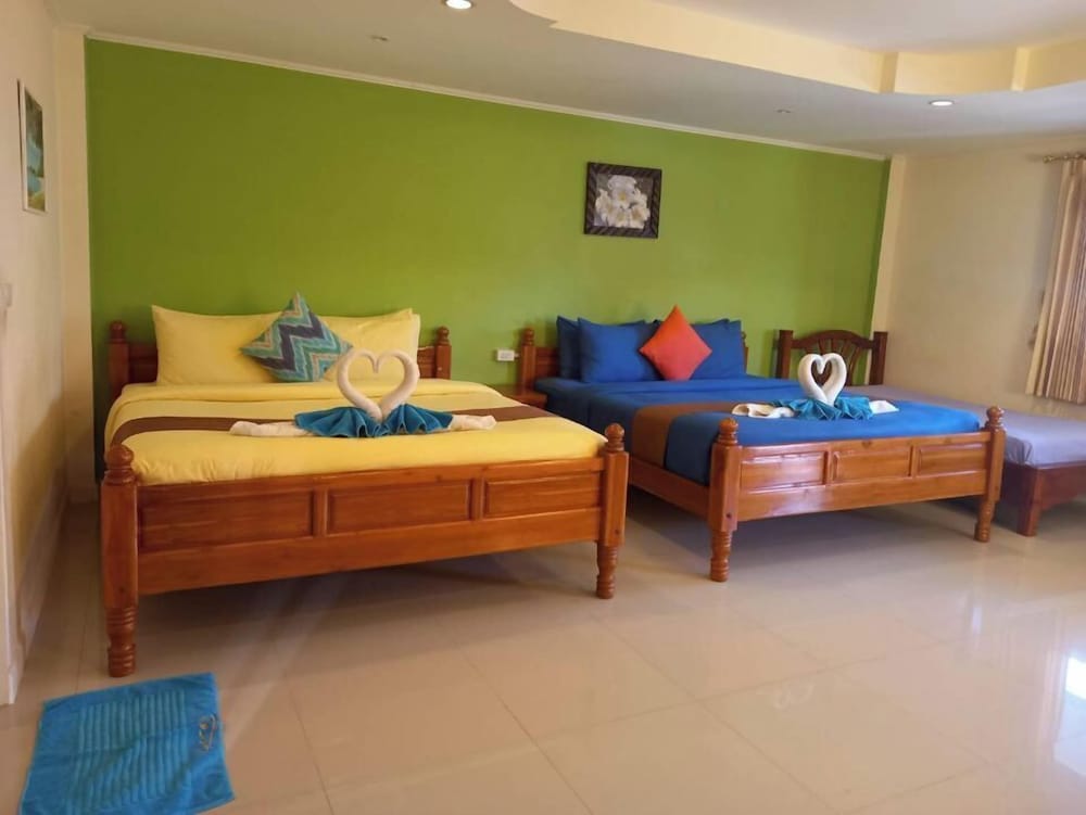 Lareena Resort Koh Larn Pattaya 8/47