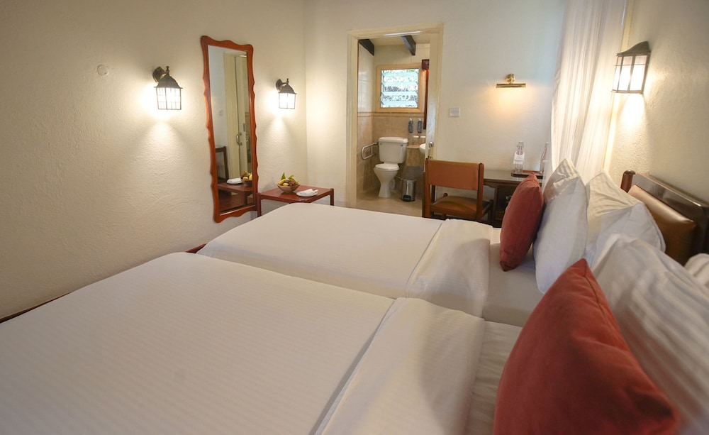 Sarova Lion Hill Game Lodge 10/68