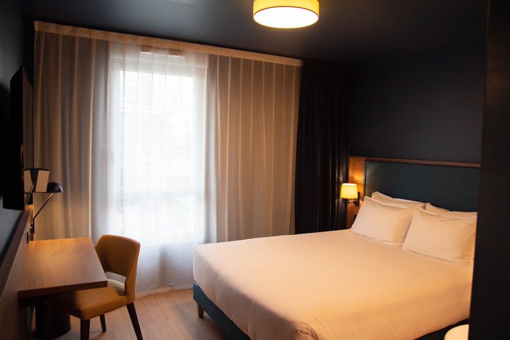 Hotel de la Cite 11/50
