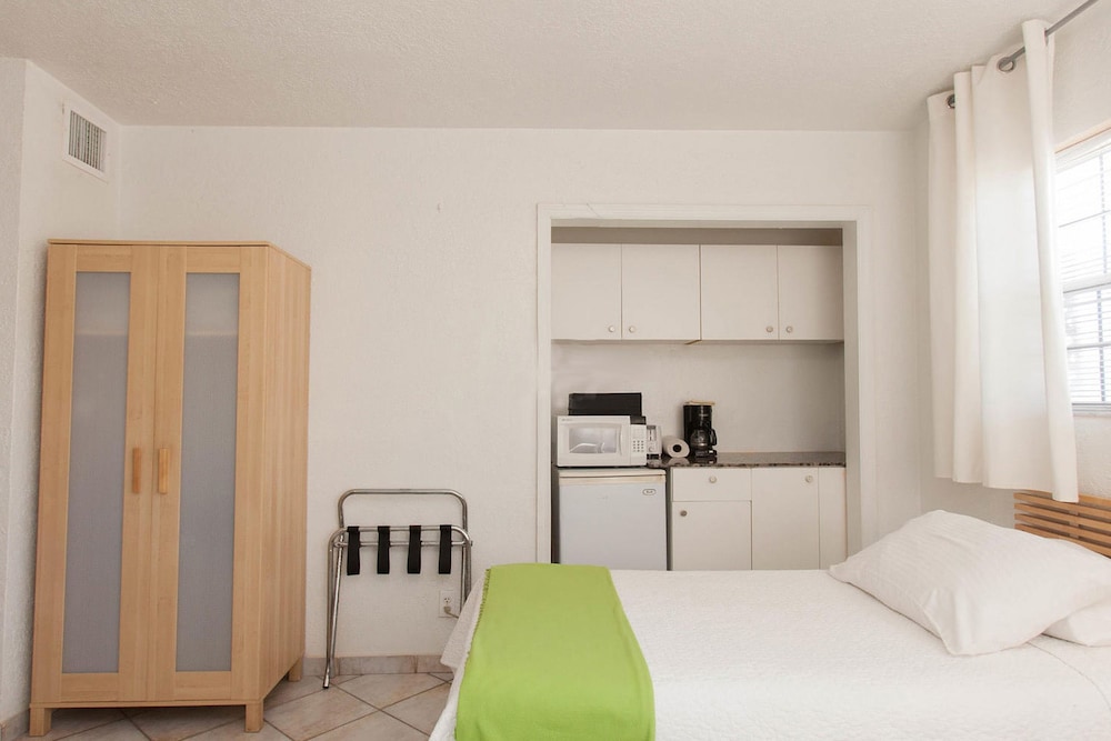 Villa Europa Hotel 18/50