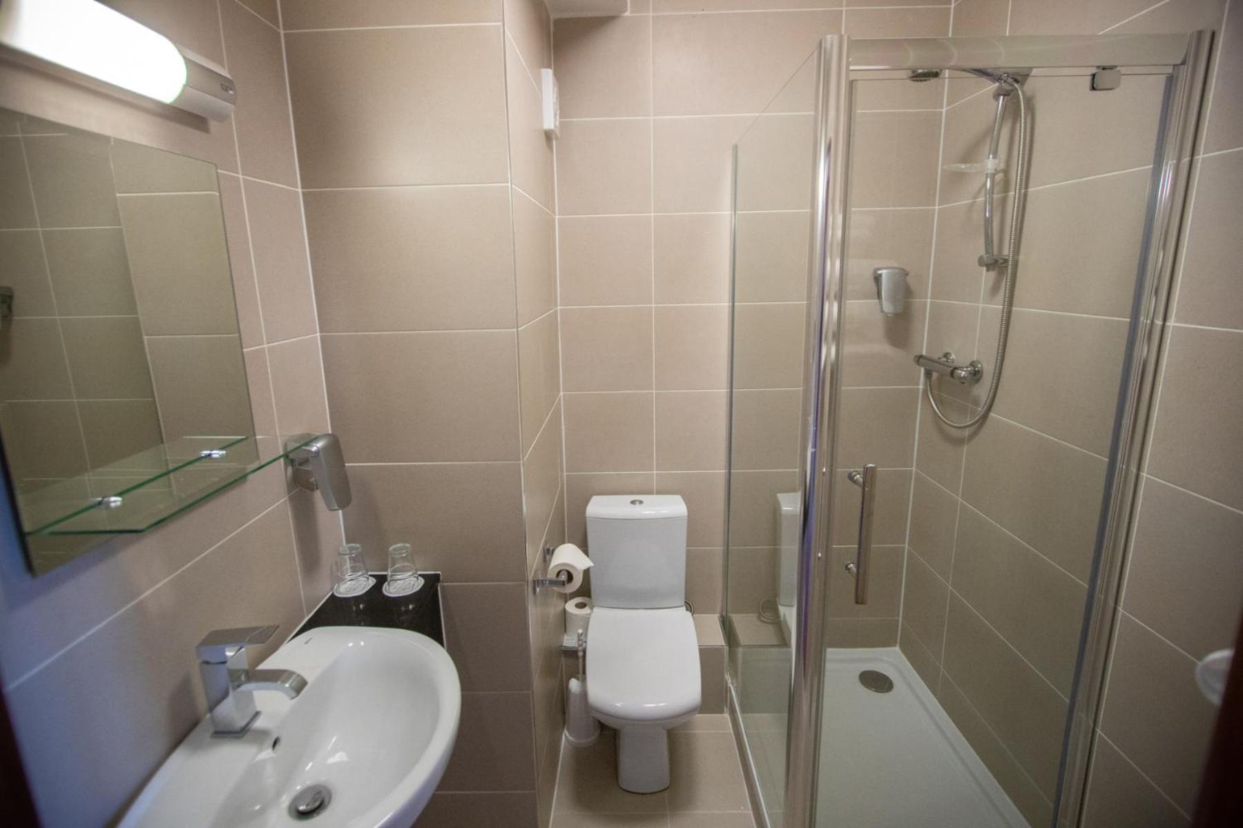 غرفة بسريرين منفصلين، West County Hotel 9/10