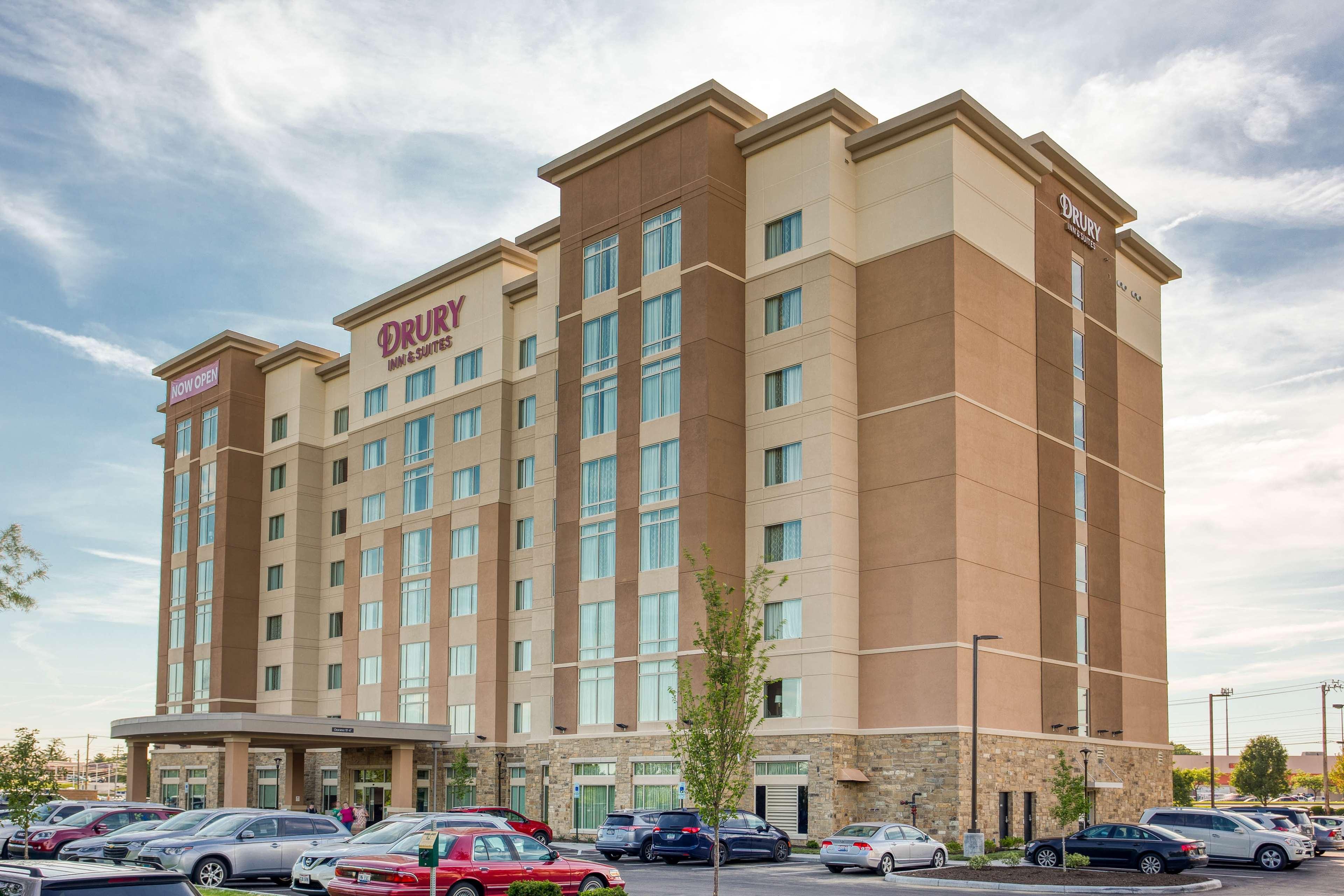 Drury Inn and Suites Cincinnati Northeast Mason 1/37