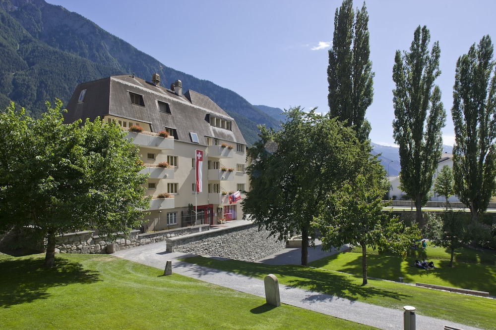 Schlosshotel - Self Check-In Hotel am Schlosspark 39/47