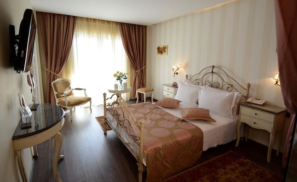 Bomo Danai Hotel 16/38