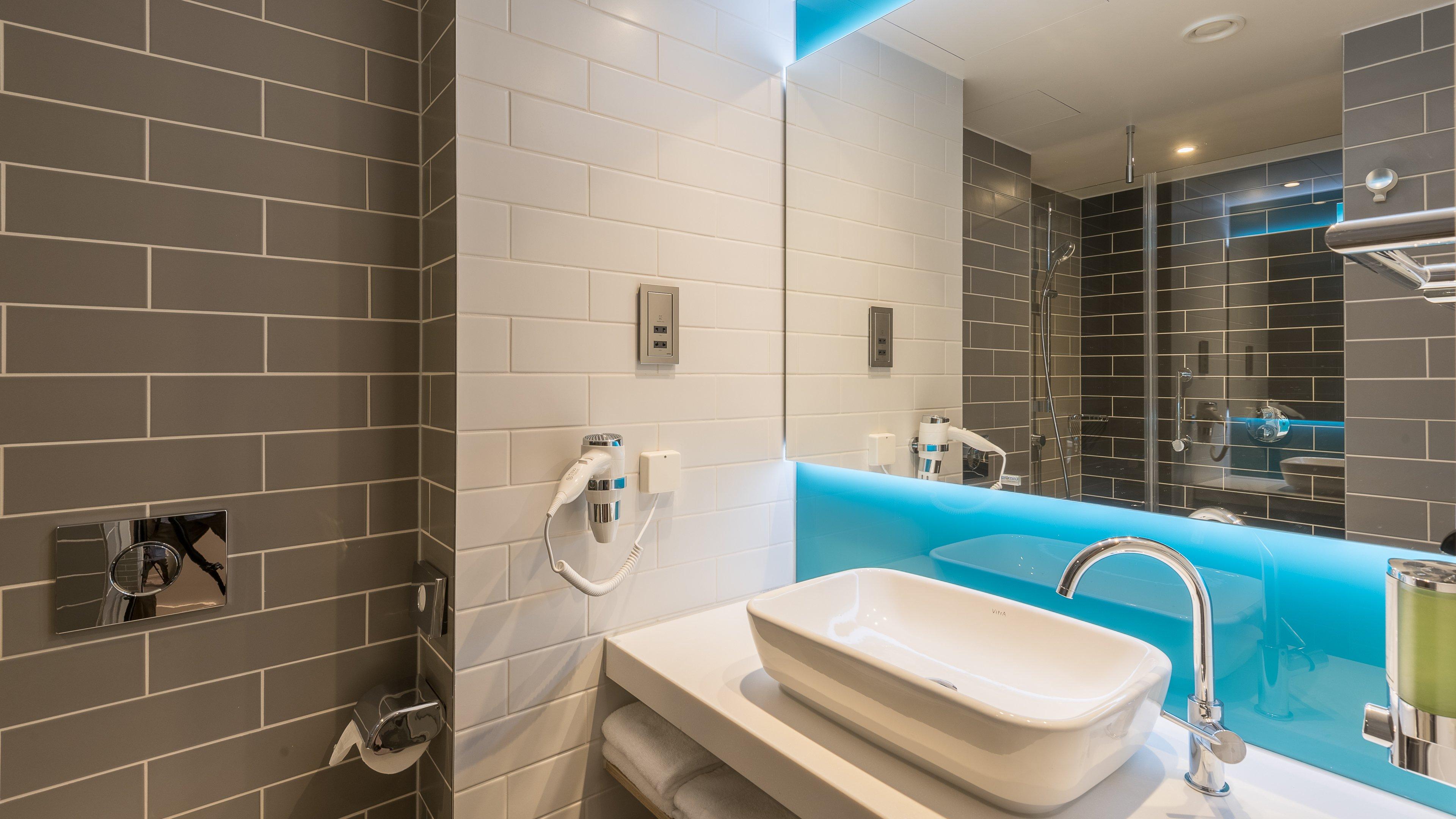Premier Inn Hamburg City Hammerbrook 60/60