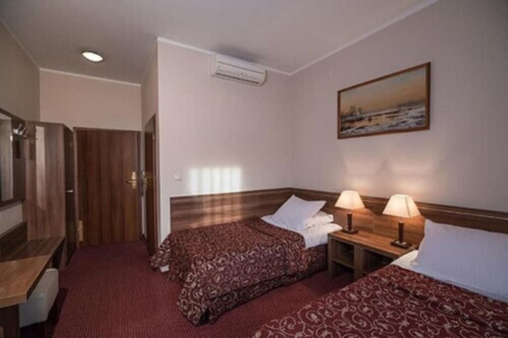 Hotel Jasek 7/27
