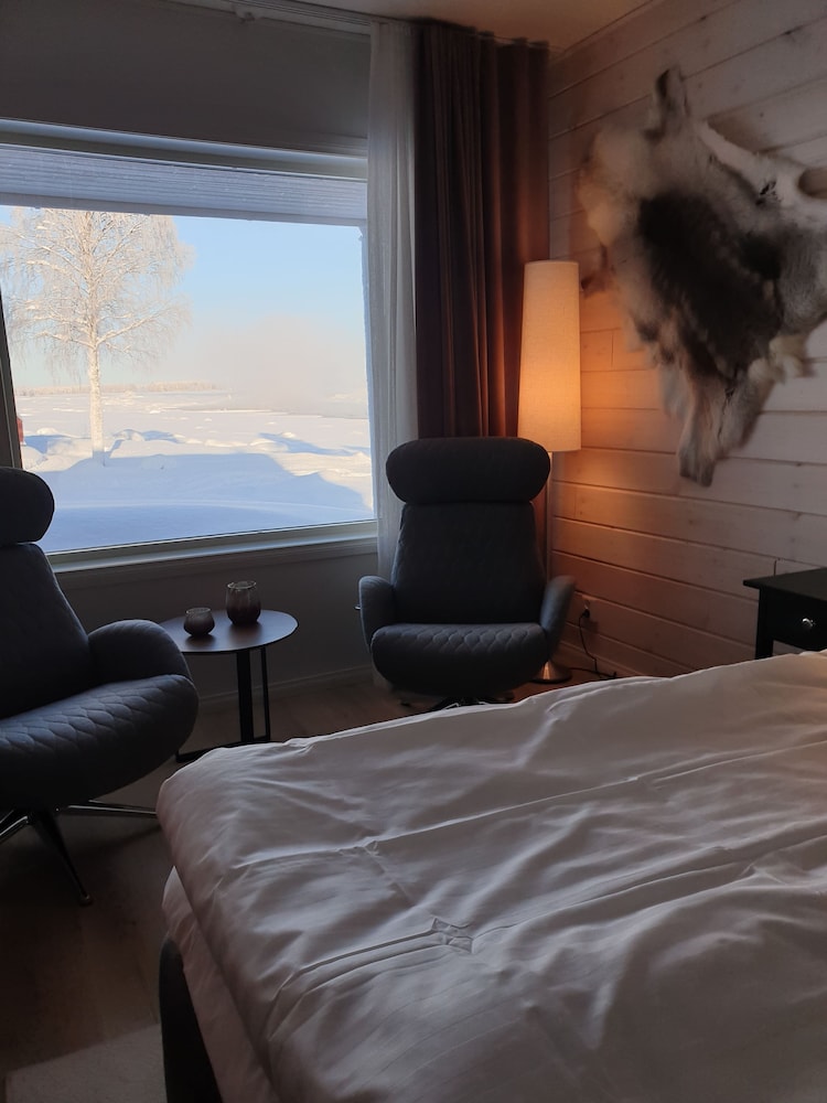 Kukkolaforsen Turist & Konferens 19/50