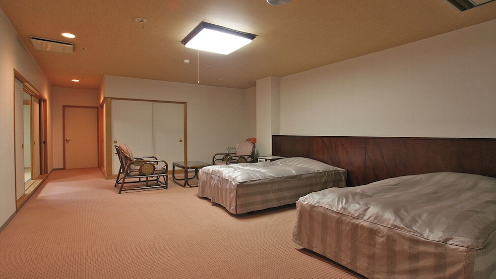 Raki House Kaiji 13/50