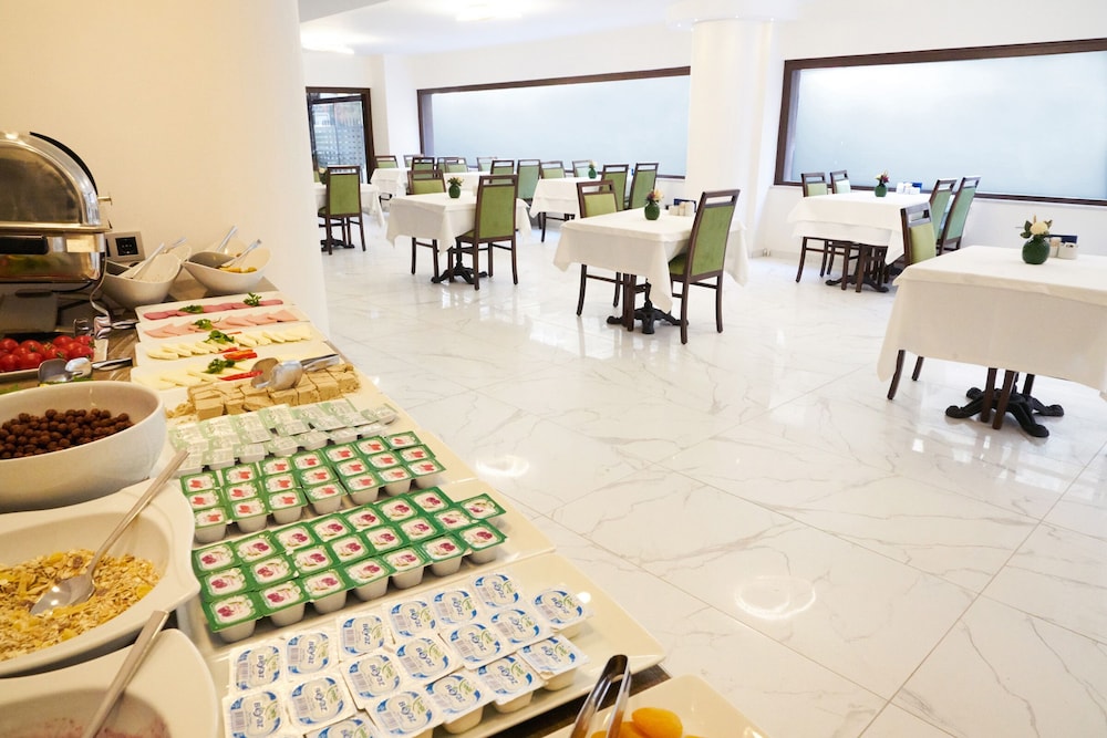 Mira Otel Alsancak 29/34