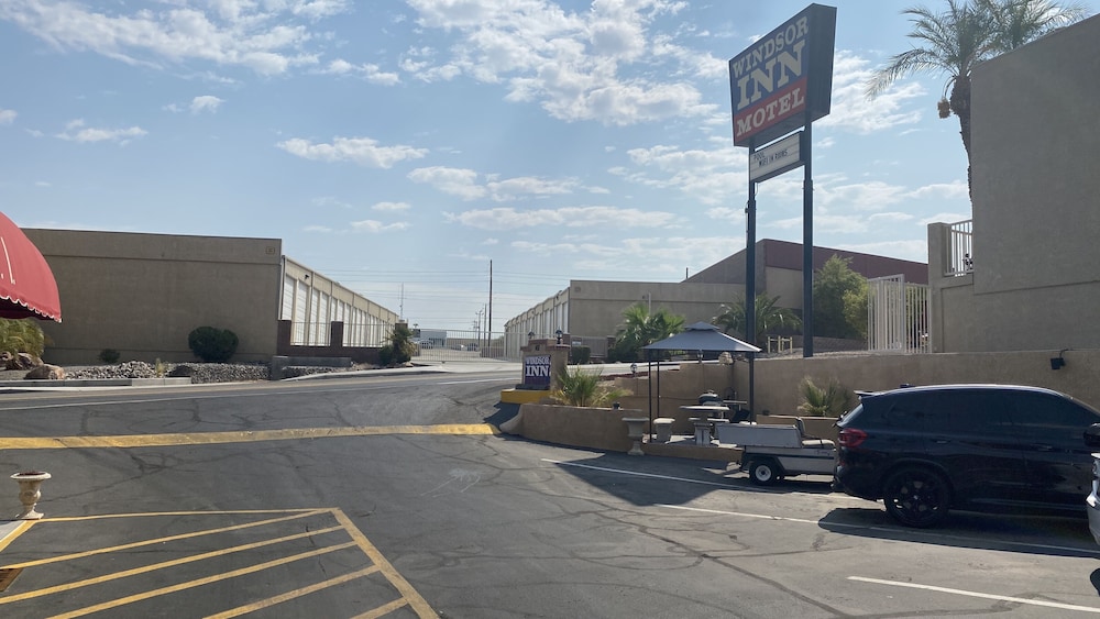Windsor Inn Motel Lake Side 54/64
