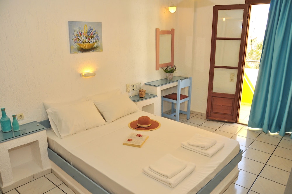 CLEOPATRA APARTMENTS 20/50
