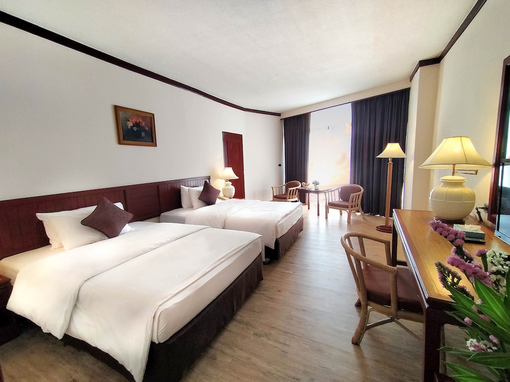 AMBASSADOR CITY JOMTIEN - OCEAN WING 13/50