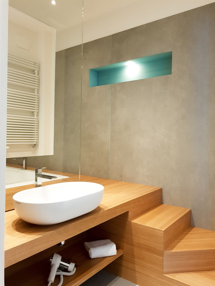 Mosella Suite 62/64