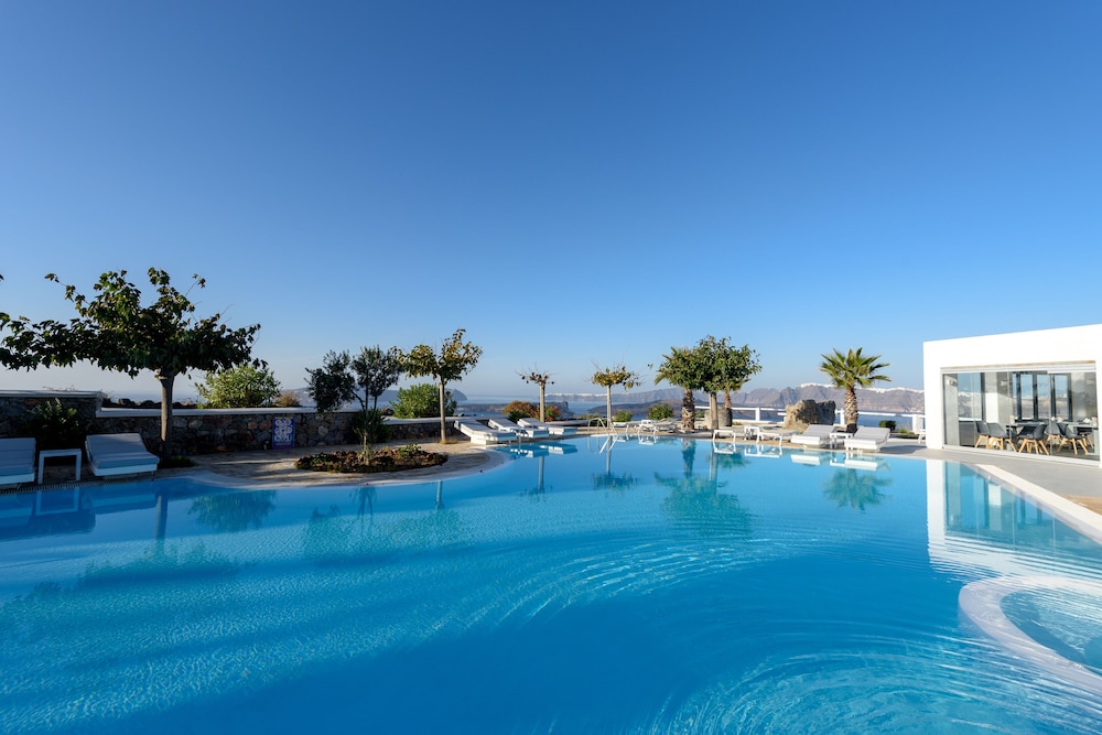Maison De Lys Luxury Suites 65/72