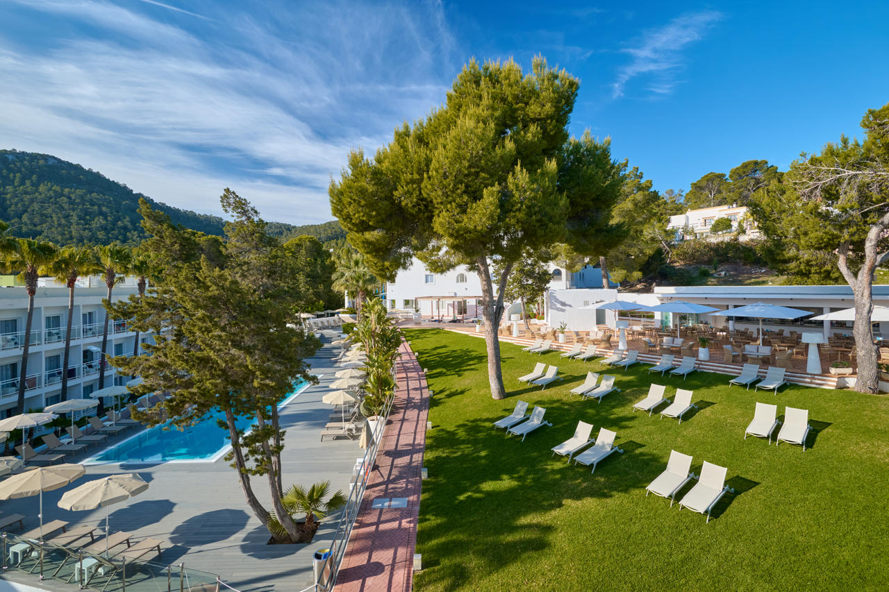 Grupotel Ibiza Beach Resort - Adults Only 37/41