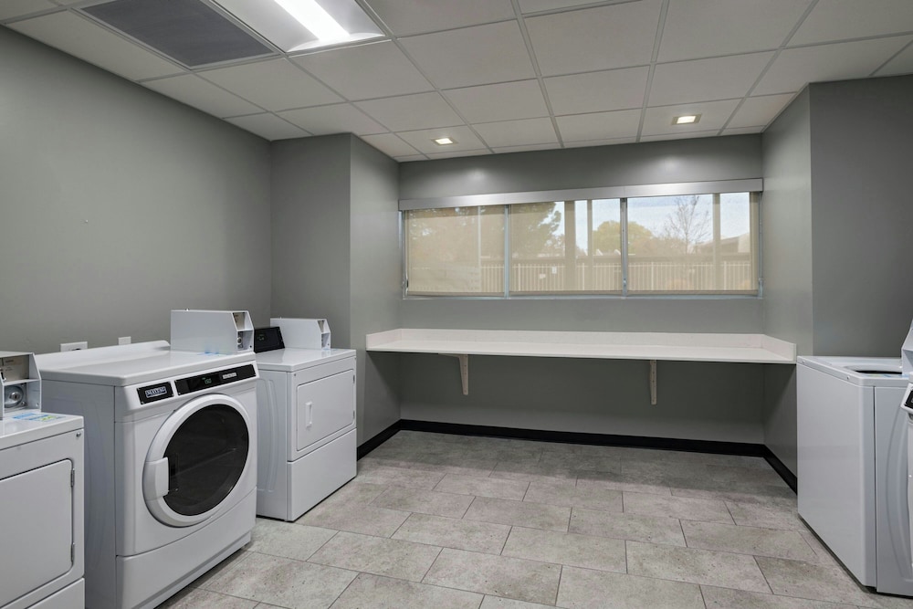 Fairfield By Marriott Inn & Suites Albuquerque Uptown 7/25