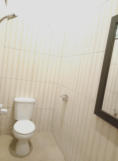 Hotel Kencana Rembang 14/15