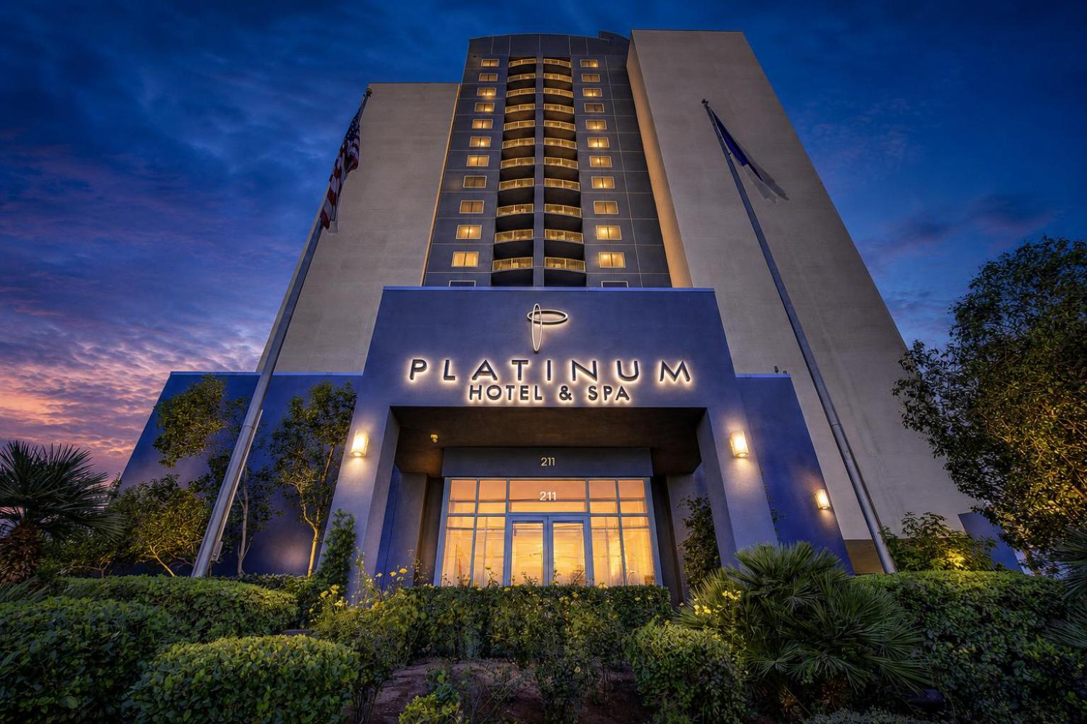 Luxury 1BD/1BTH Suite at Platinum Hotel STRIP VIEW 1/50
