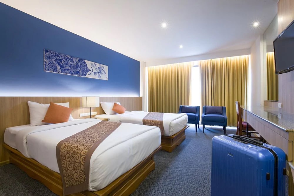 Royal Palace Hotel 19/66