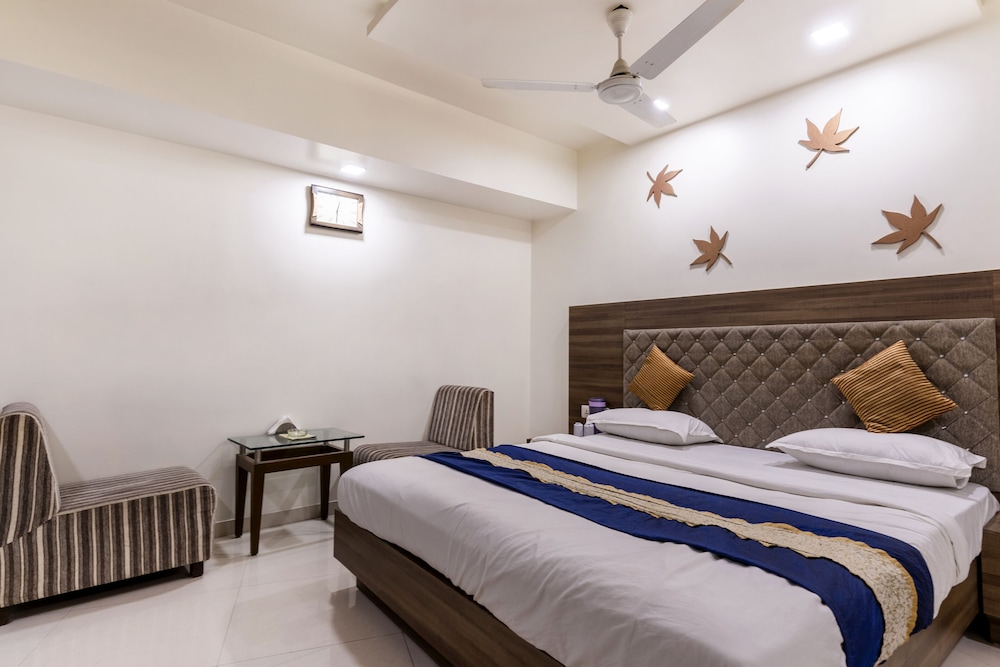 Hotel Ashish 16/39