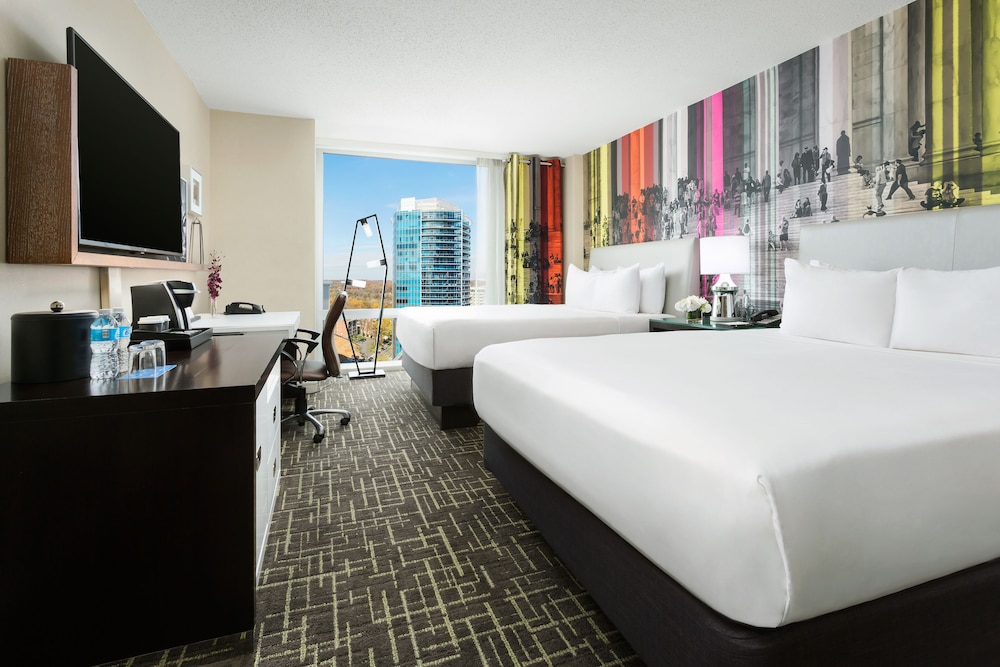 Hyatt Centric Arlington 16/73