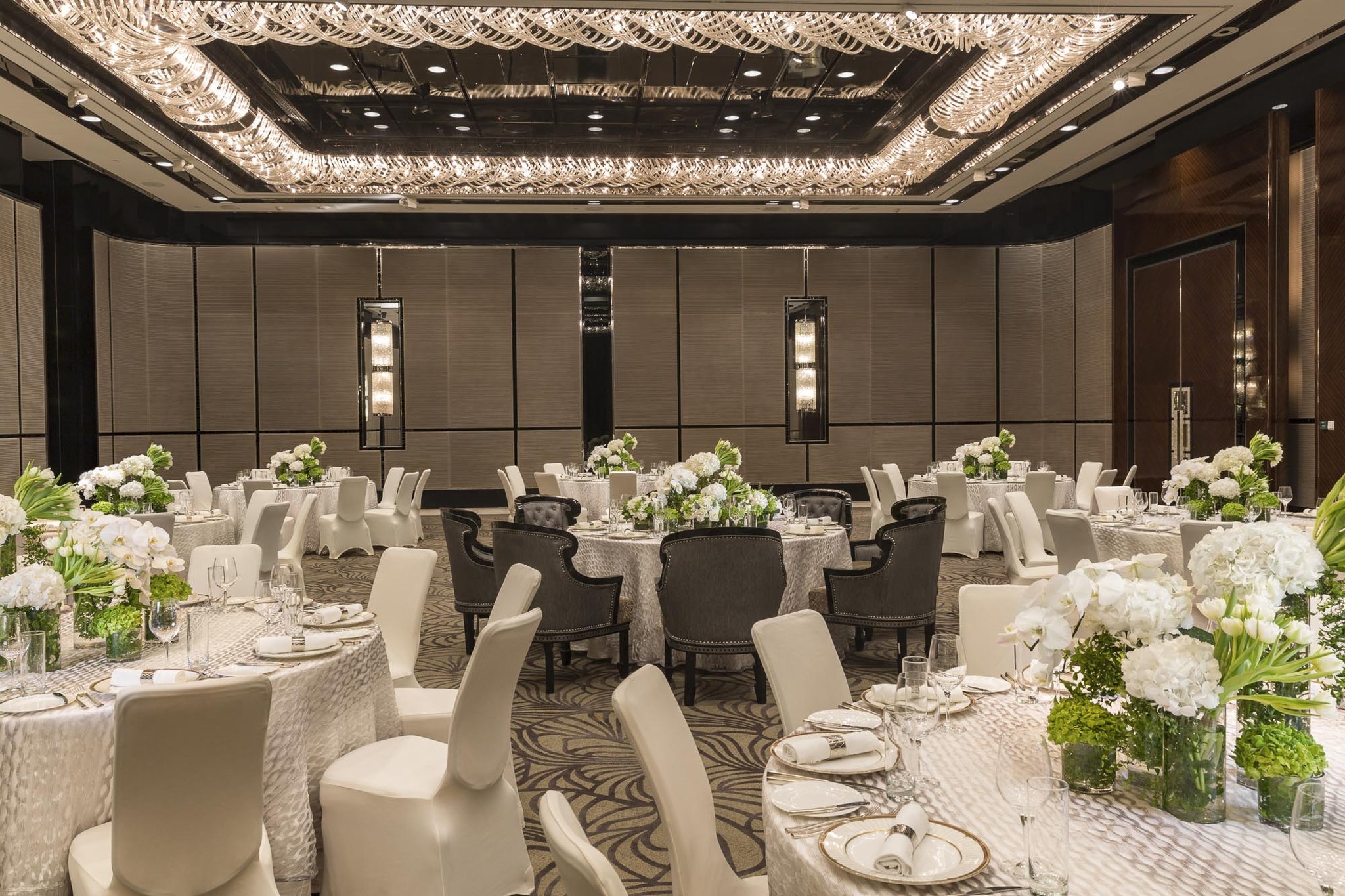 Regent Pudong Shanghai 56/84