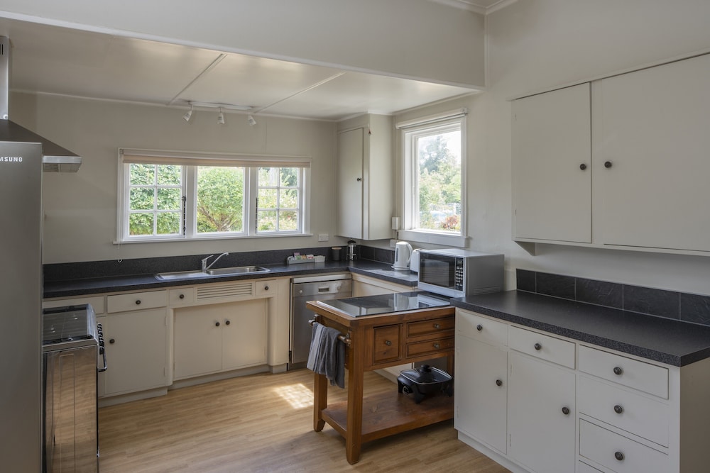 U Studios Masterton, SureStay Collection by Best Western 29/49