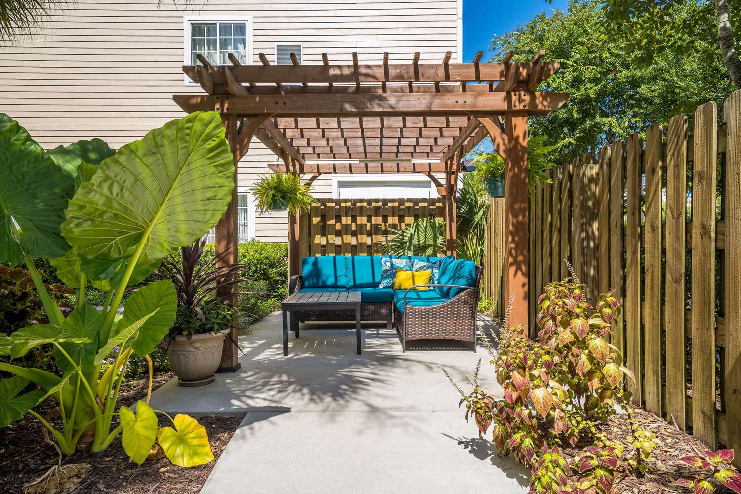 MainStay Suites Wilmington - University Area 15/16