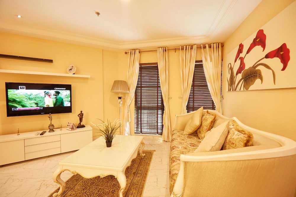 Belanova Apartments & Suites 30/45