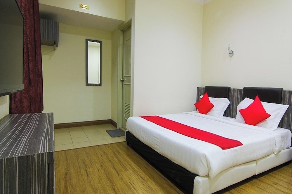 Hotel O T P Hotel 20/54